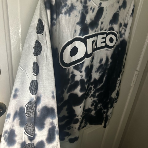 Oreo Tie-Dye Long Sleeve Shirt - Picture 2 of 4